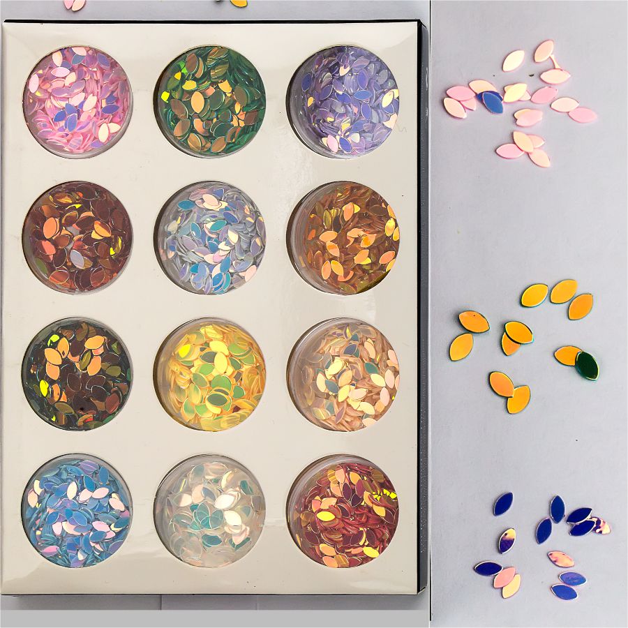 Фото Гелевые системы Набор декора для маникюра GC-50 мерцающие листики 12 цветов